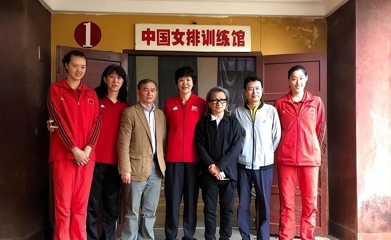 中国女排好消息!赖亚文担任领队,他落选教练组官方名单?