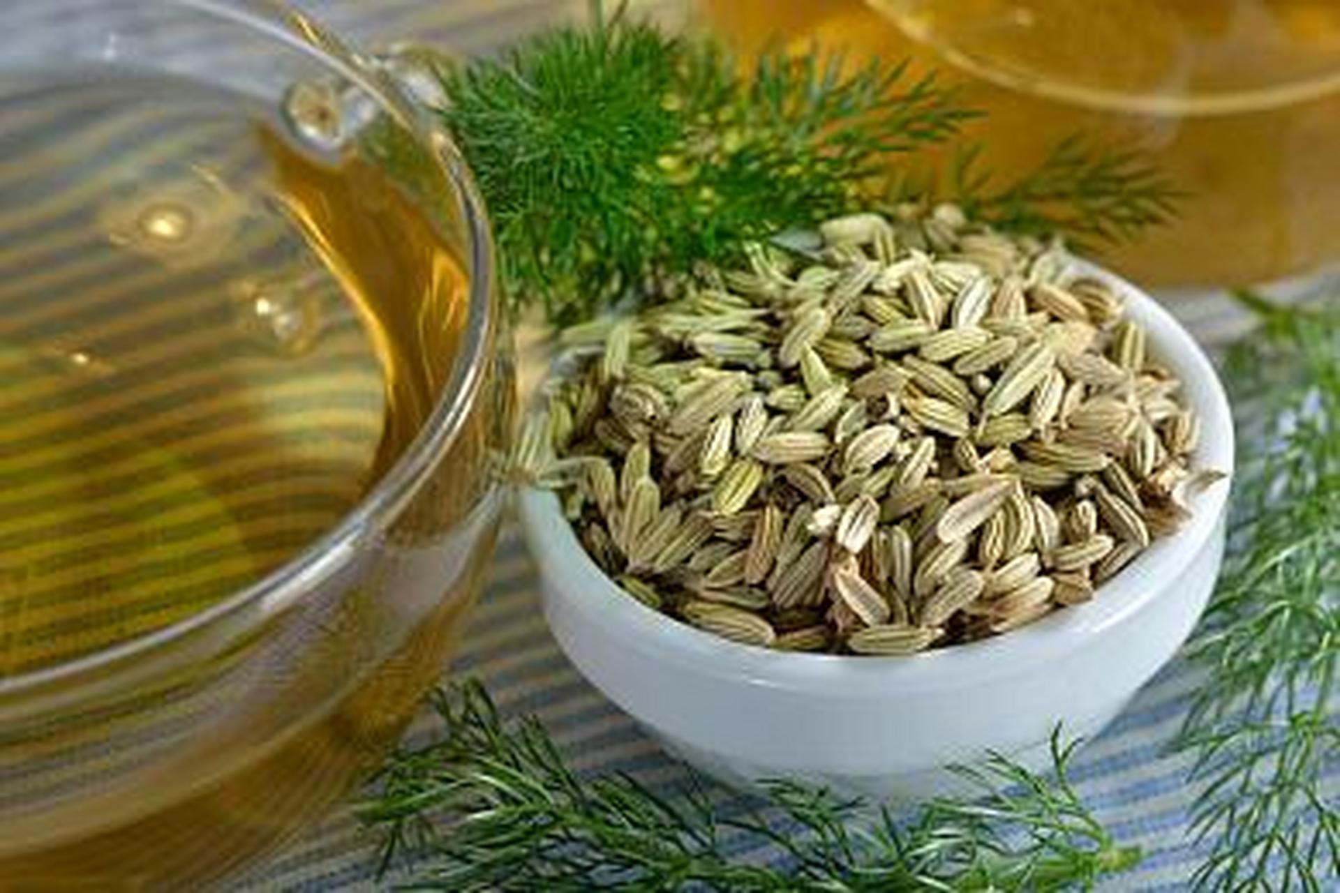 茴香茶的材料准备 - 茴香籽:适量,约1-2茶匙.