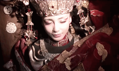 李冰冰事业成功,但情感生活曲折