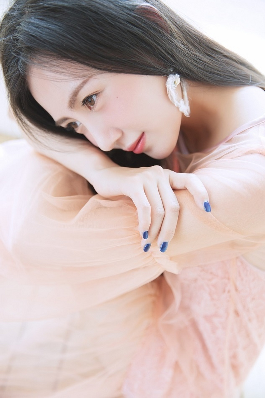 张墨锡写真唯美薄纱魅力迷人