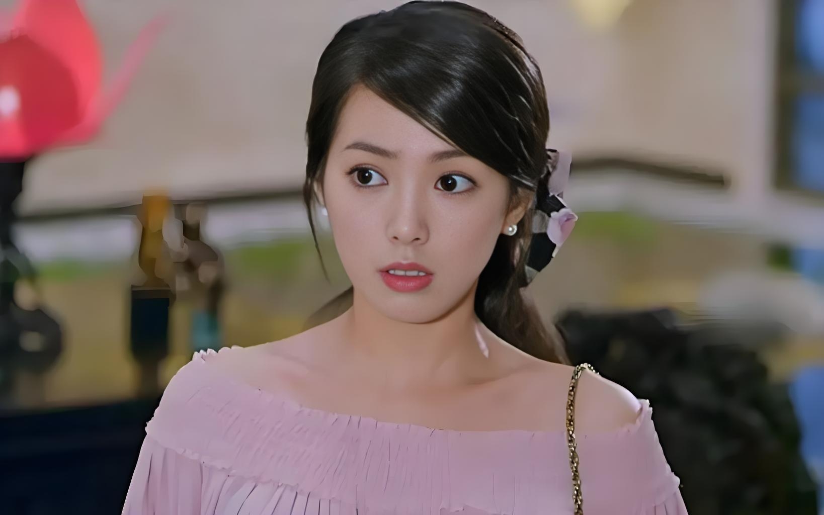 申珉熙首秀《现代美女》,新新人类陈青青亮相荧屏