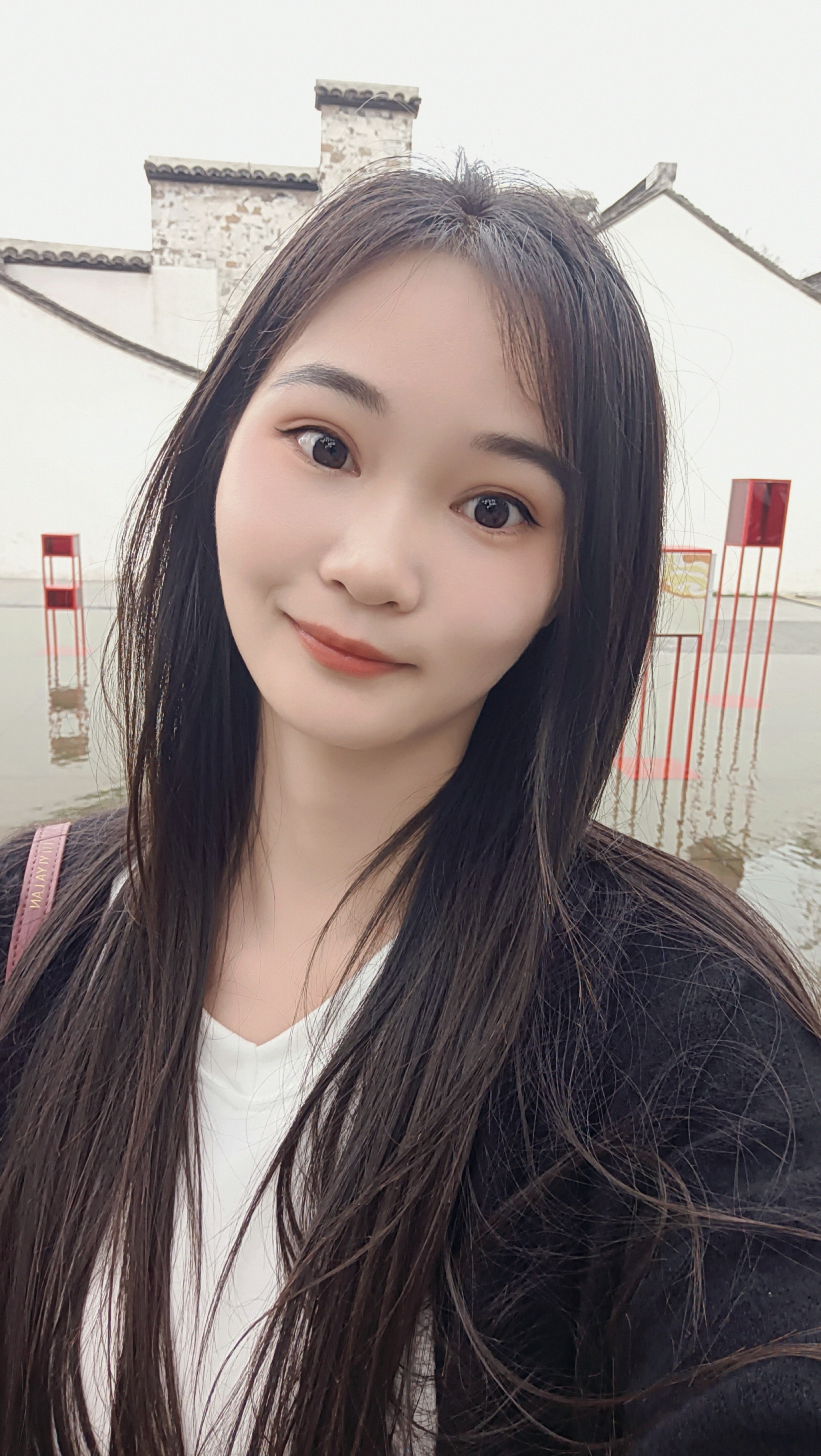 说话直 不做作 人傻心软 爱哭鬼 就这样的一个人,还是单身一辈子好