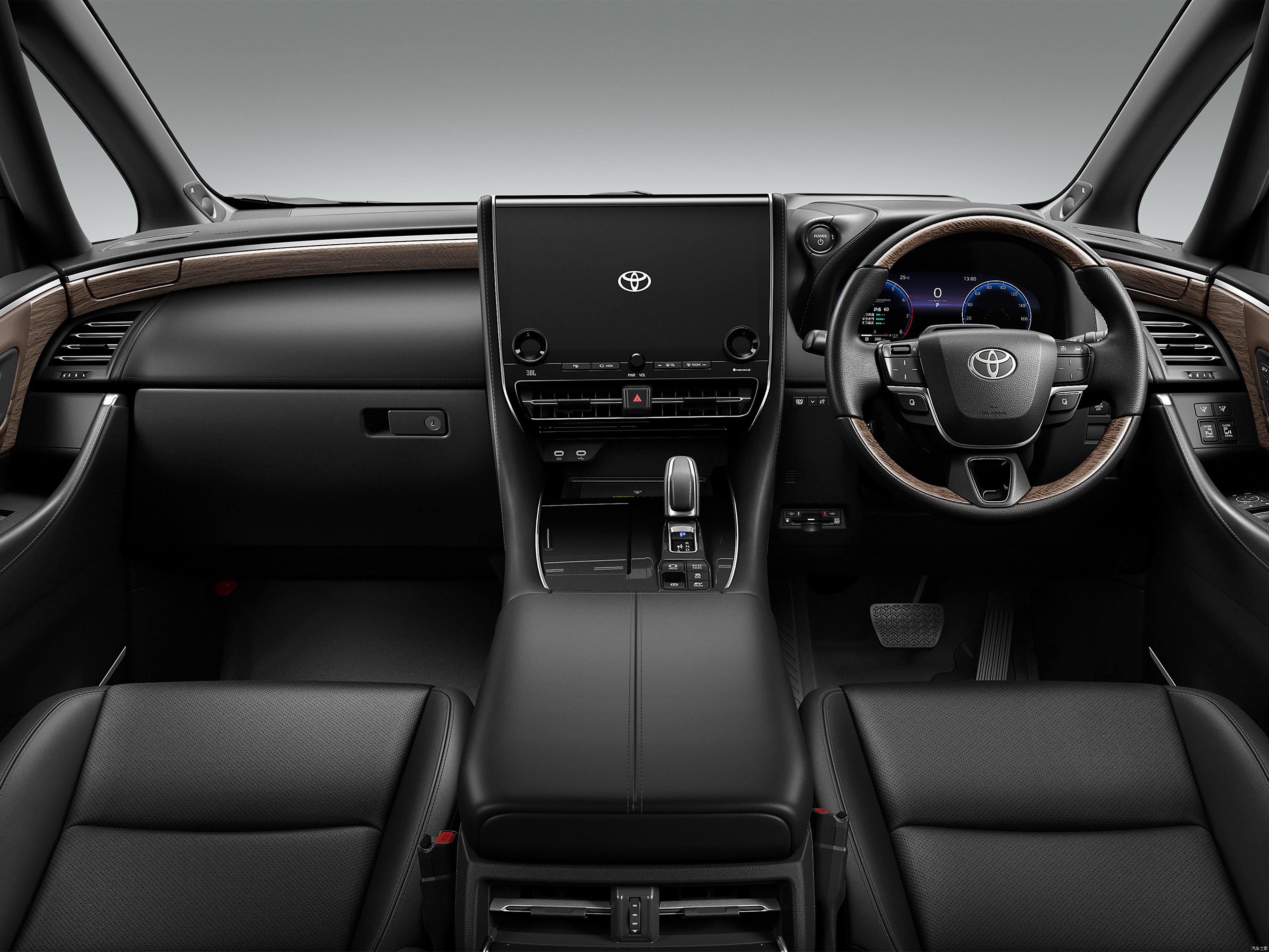 近期,丰田在日本市场投放了一款名为威尔法(vellfire)的大型mpv,其