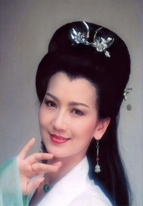 颜值巅峰赵雅芝的经典角色,扮相最美不是白素贞,你觉得呢?