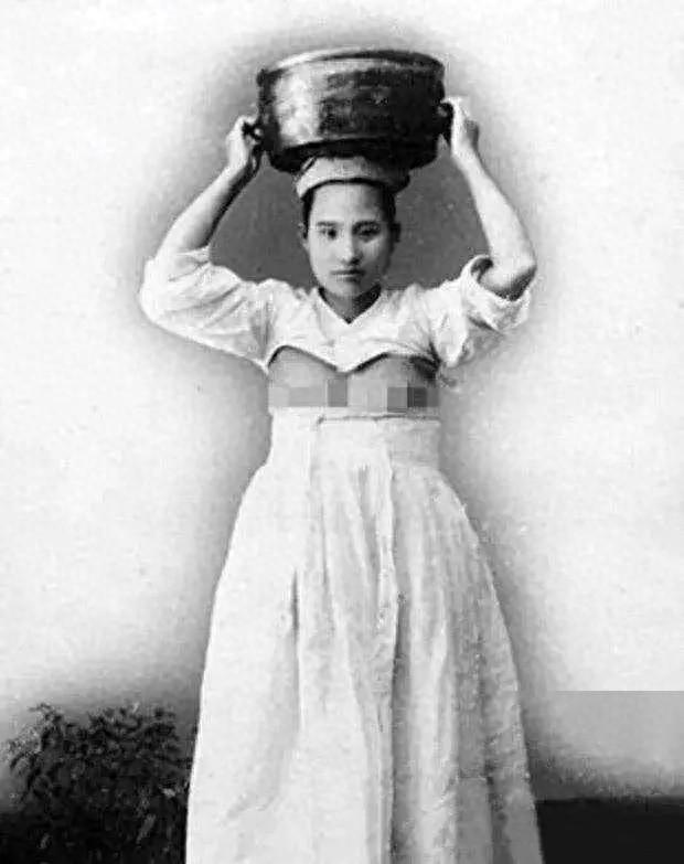 朝韩露乳装,以露为美!带你解析19世纪朝鲜女性服饰"赤古里"