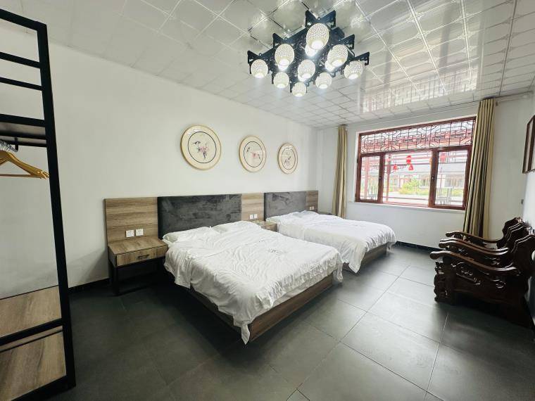 河北承德围场棋盘山钓鱼台满绣山庄农家院,住着舒适含三餐才180