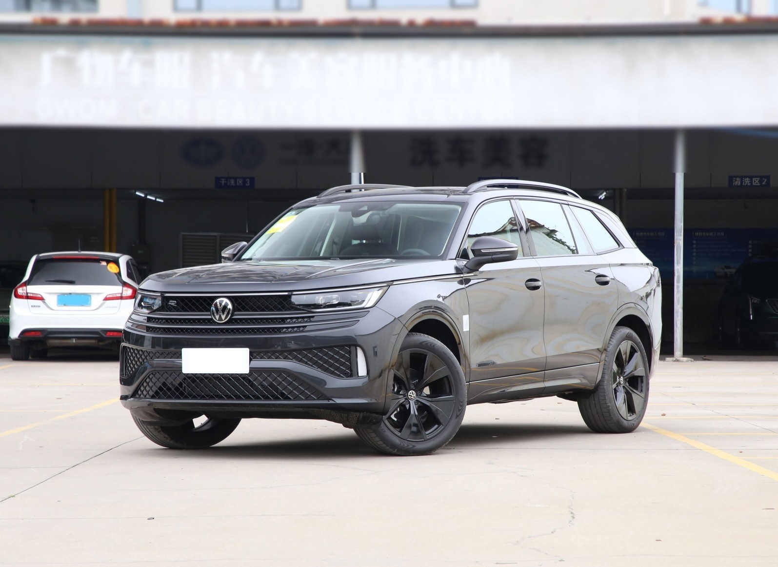 大众全新中大型suv上市!24.29万起轴距2米98,运动外观标配2.0t