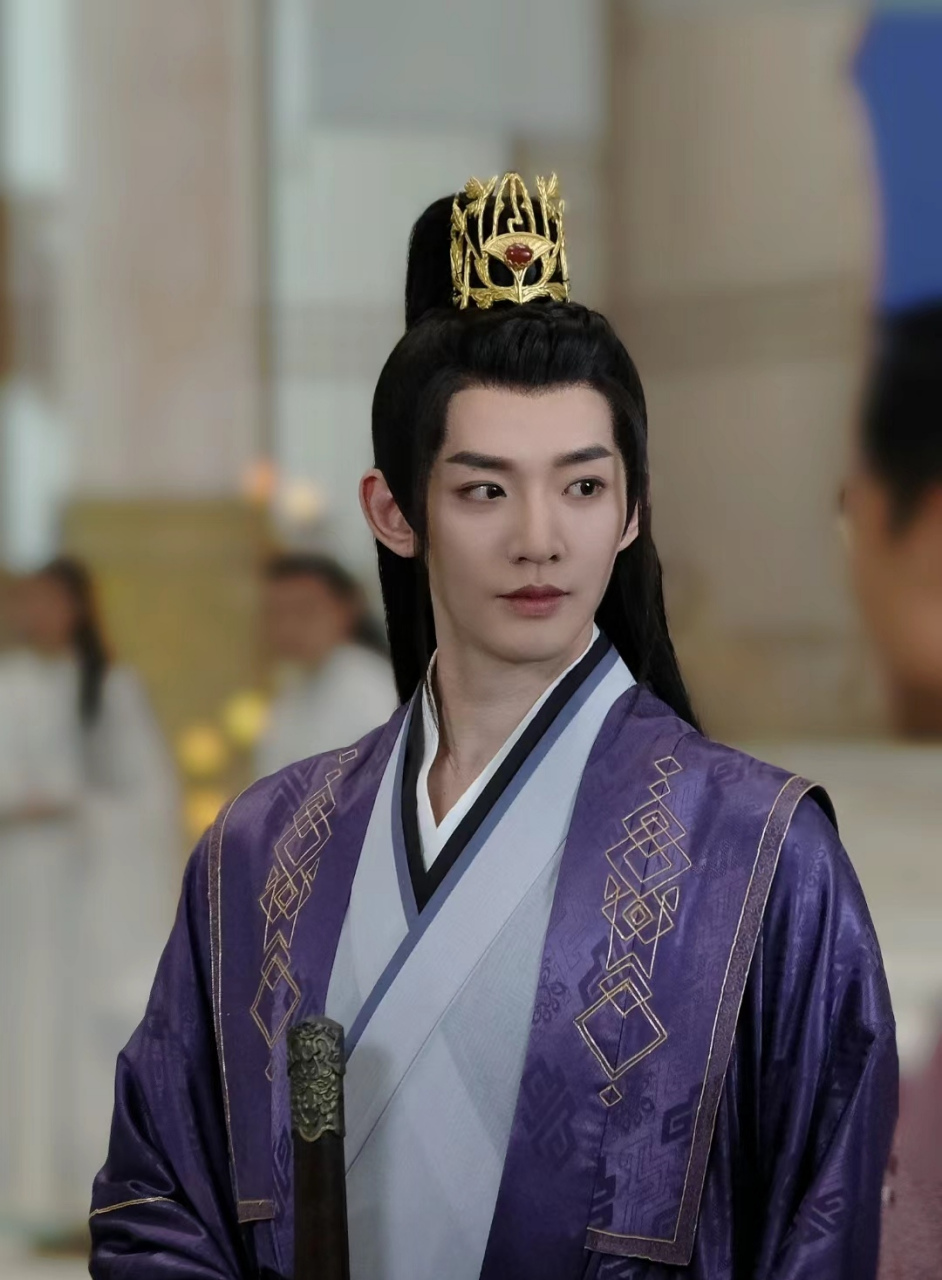 邓为重紫时期的照片,温柔帅气的秦柯师兄