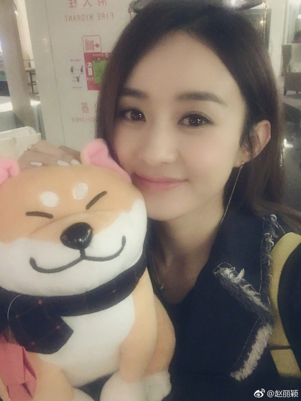 赵丽颖自拍美艳娇羞