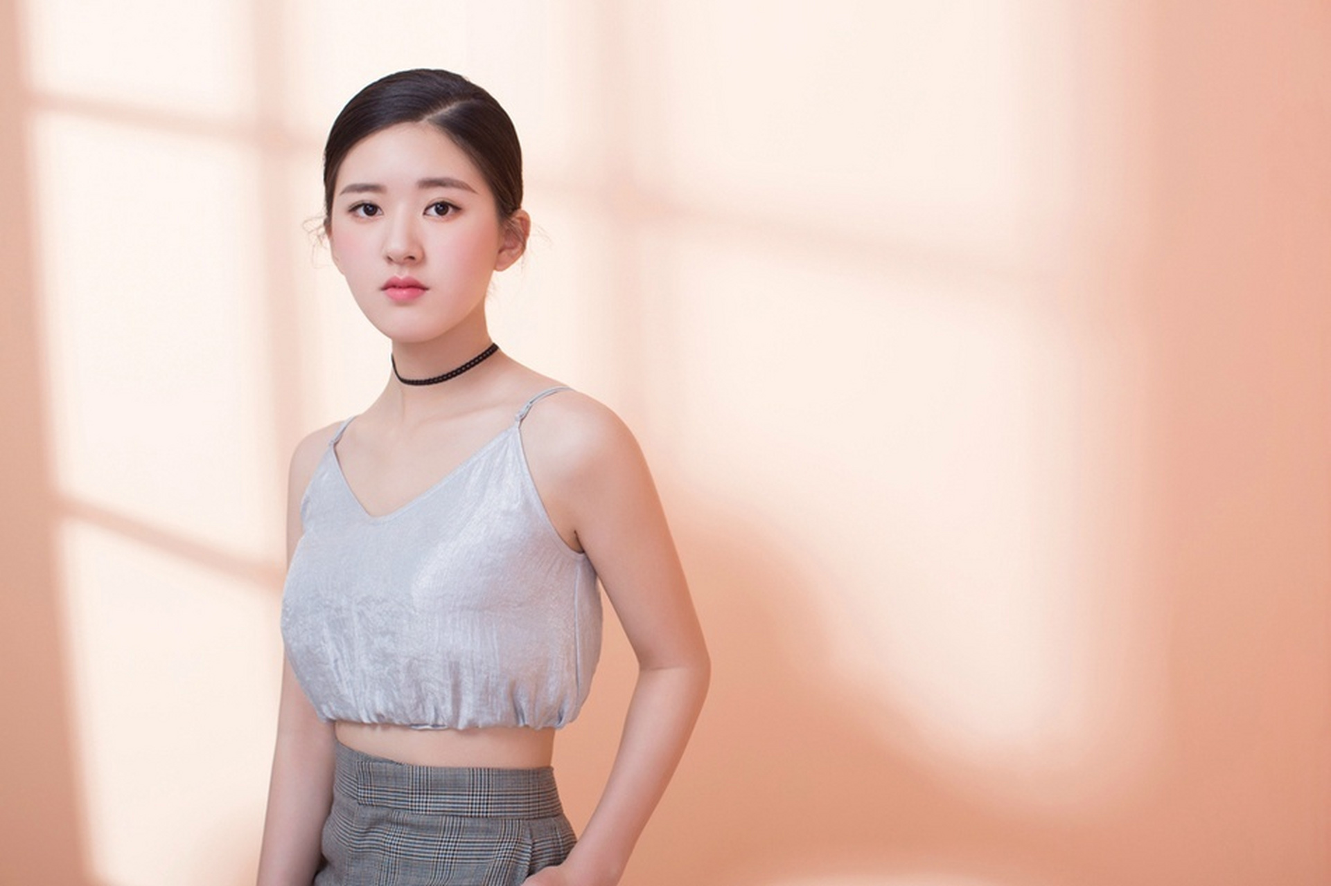 赵露思的一组时尚大片