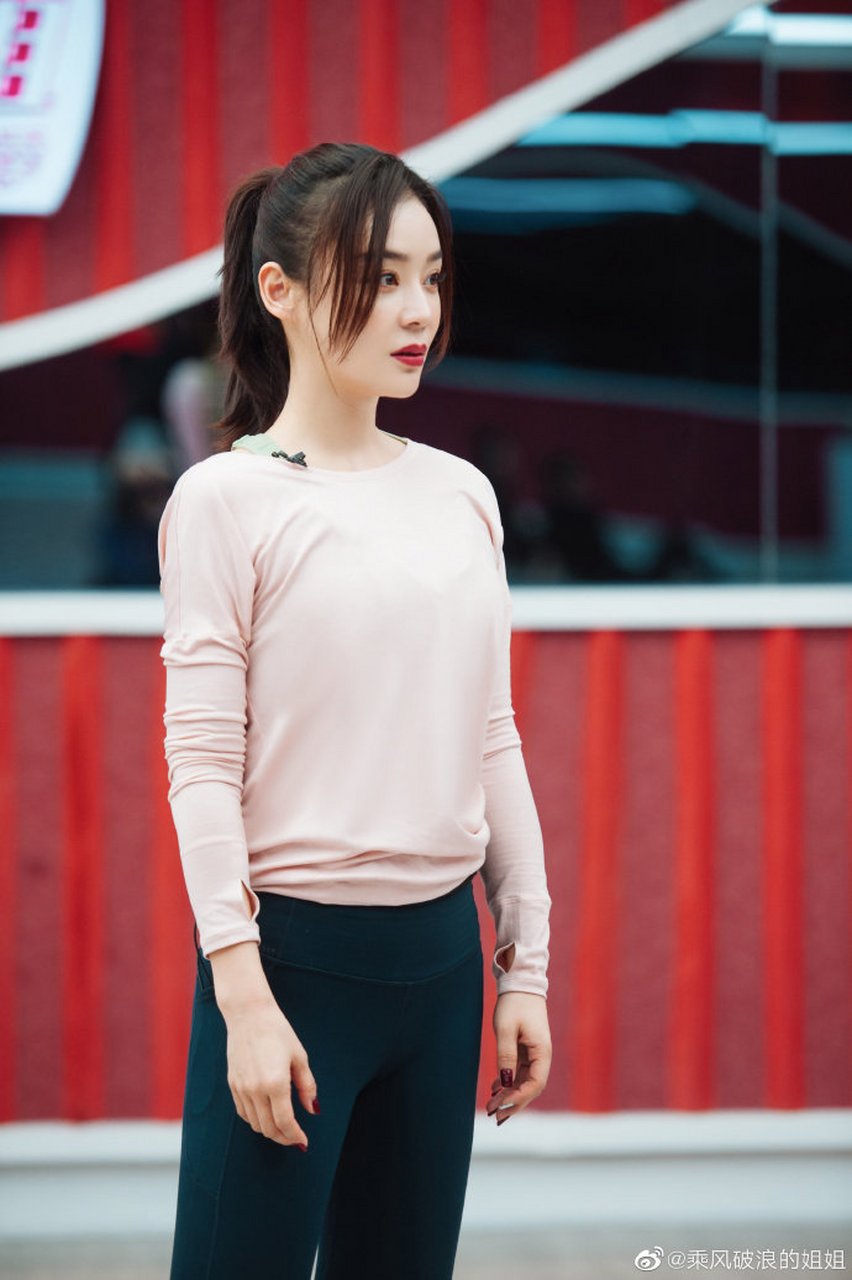袁姗姗高马尾青春干练翘臀红唇妩媚迷人