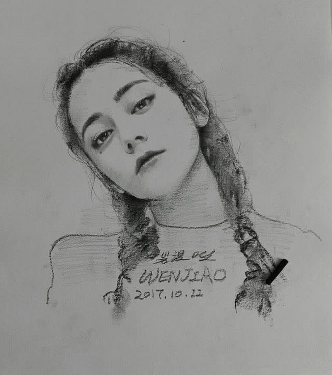 迪丽热巴素描画,用铅笔留住你的美
