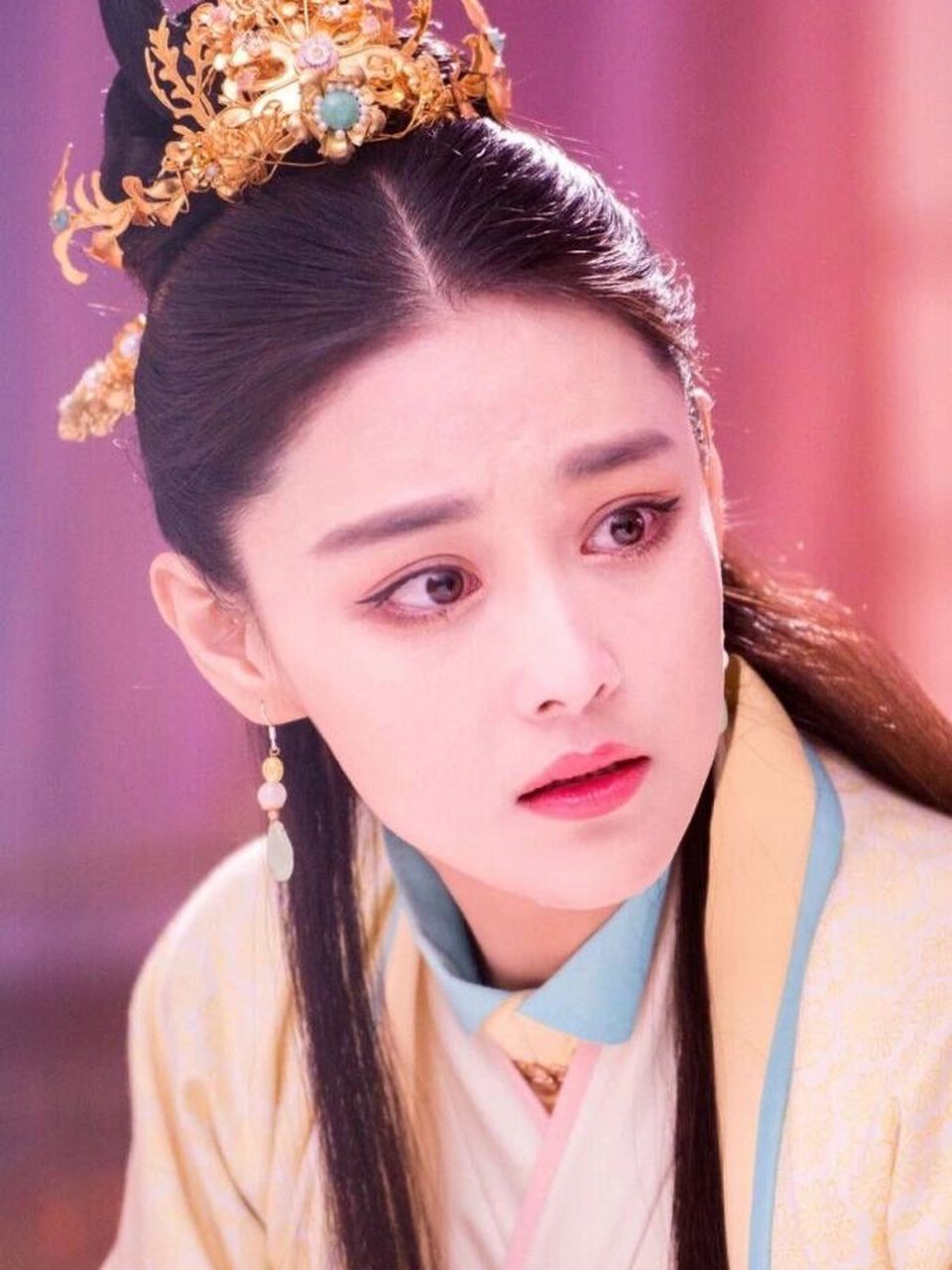 张馨予古装剧照