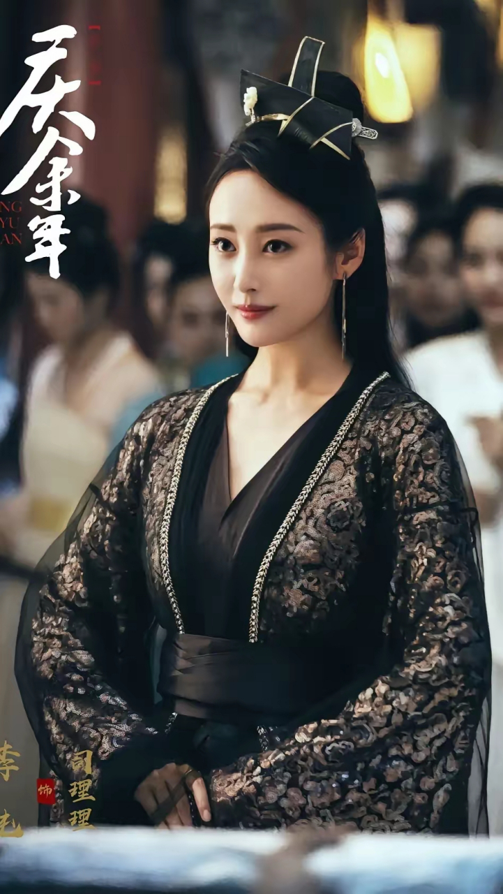 《庆余年》中的司理理姑娘,名叫李纯,身高164厘米,身材很不错.