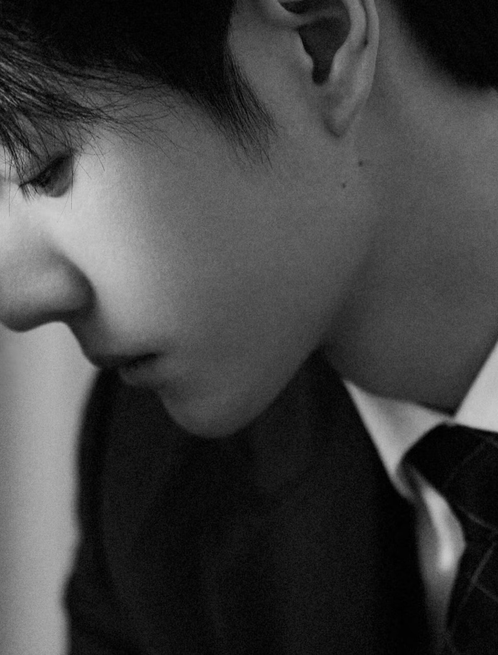 一博西装照实在是太帅了啊#王一博