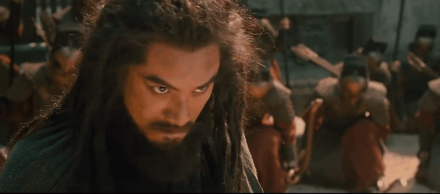 信息出处:《鬼吹灯之寻龙诀》陈坤在剧中以邋里邋遢,油