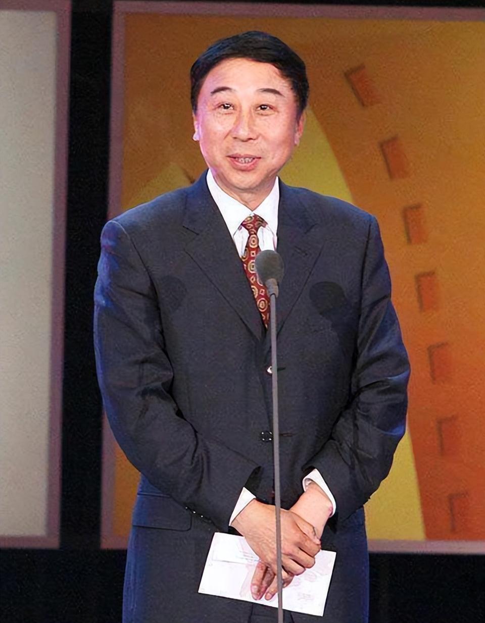 相声演员冯巩