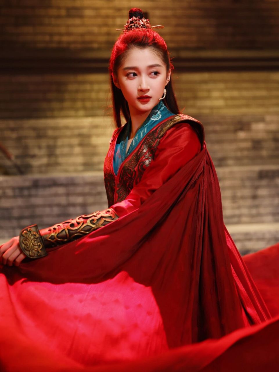 关晓彤的古装造型还挺美