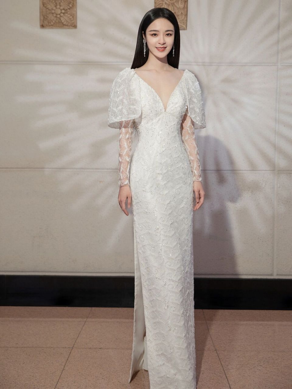 李莎旻子也太美了吧