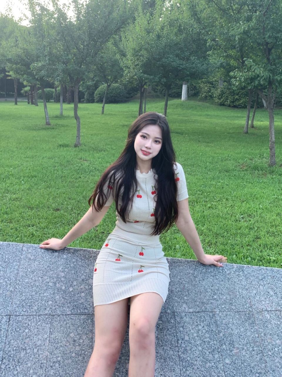 微胖姑娘身高168cm,体重130斤,这样穿美不美?