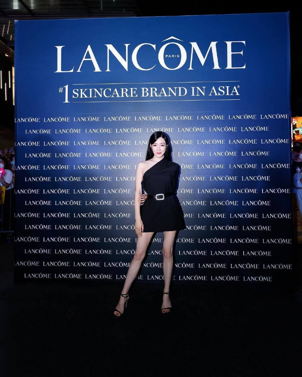 少女时代成员黄美英"tiffany"大长腿合辑[打call](还是sone给力啊)