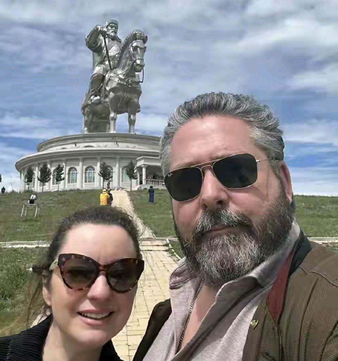 俄罗斯沙皇后裔在蒙古国乌兰巴托旅游