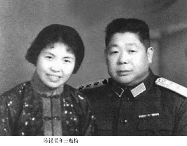 1946年陈知非与陈赓团聚后,陈赓向他介绍傅涯:你要喊她"妈妈"