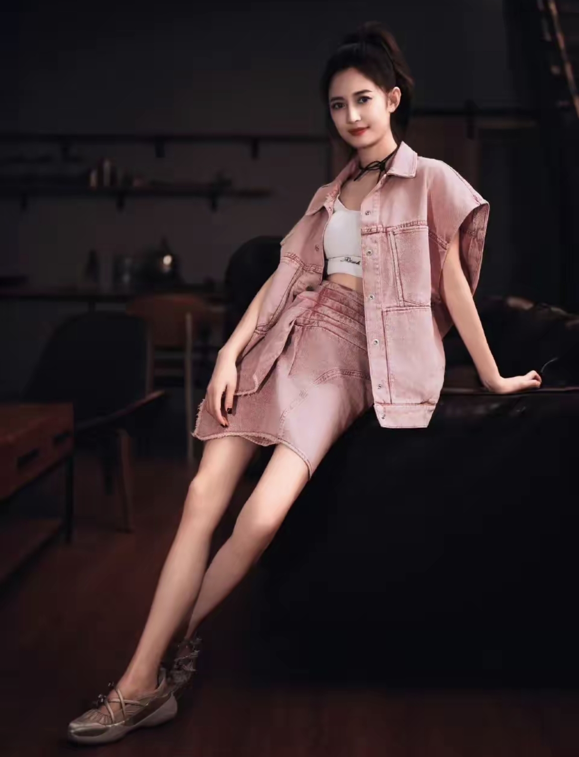作为90后内地女演员歌手陈钰琪这颜值和身材还是非常棒的大家是