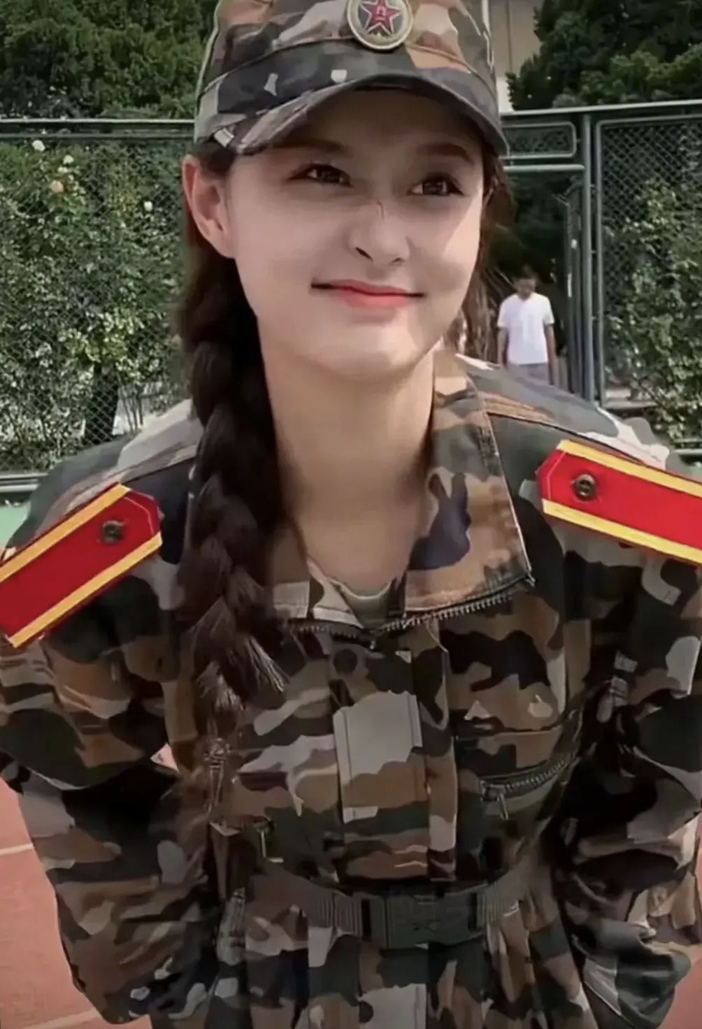 包含退伍女兵吴艳简介百度百科的词条 包罗
退伍女兵吴艳简介百度百科的词条 女科知识