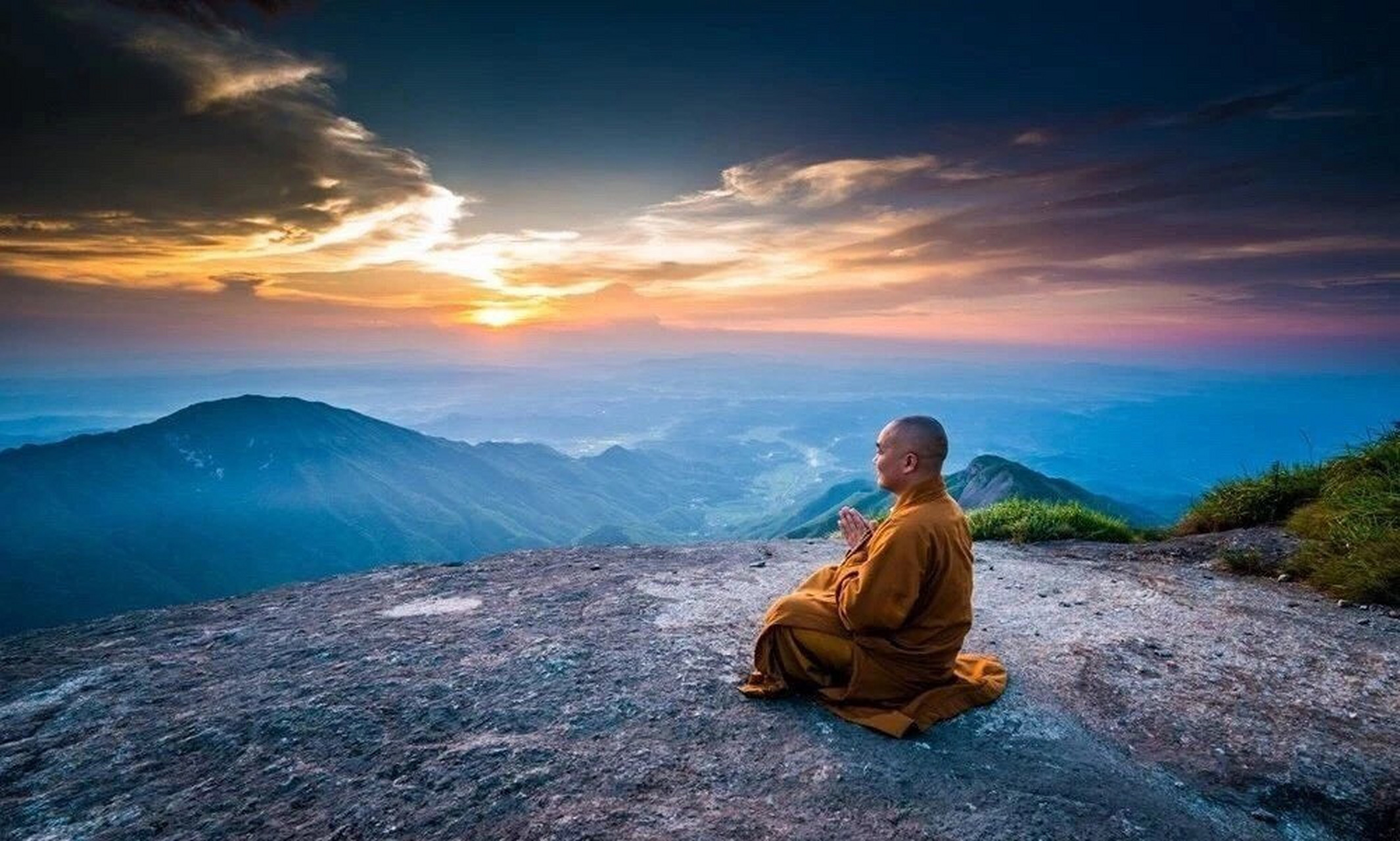 "开悟"的层次,有"小悟",有"大悟",有"大彻大悟"之分.