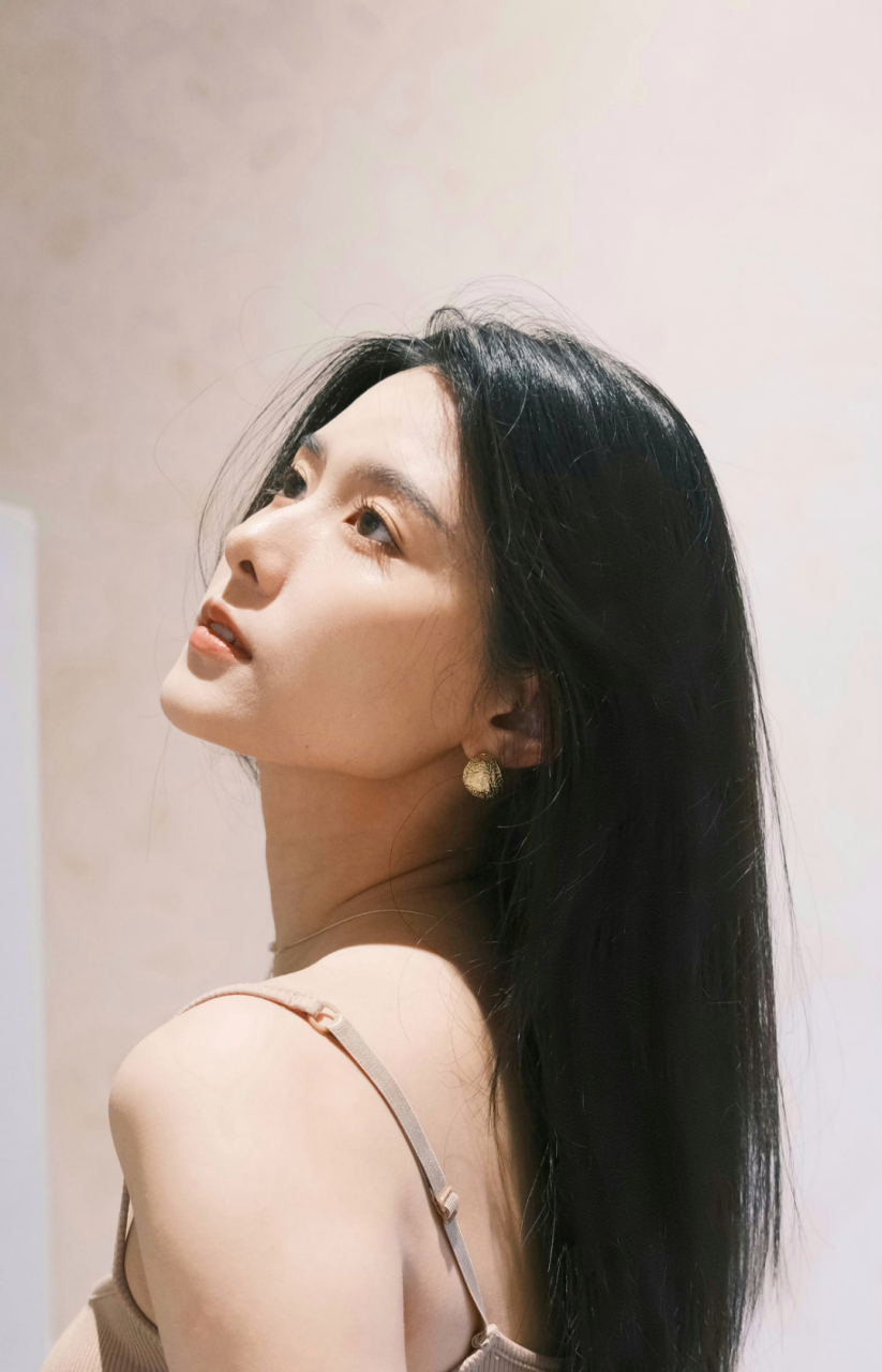 朱嘉倩,捕捉一瞬温柔,定格美好日常.