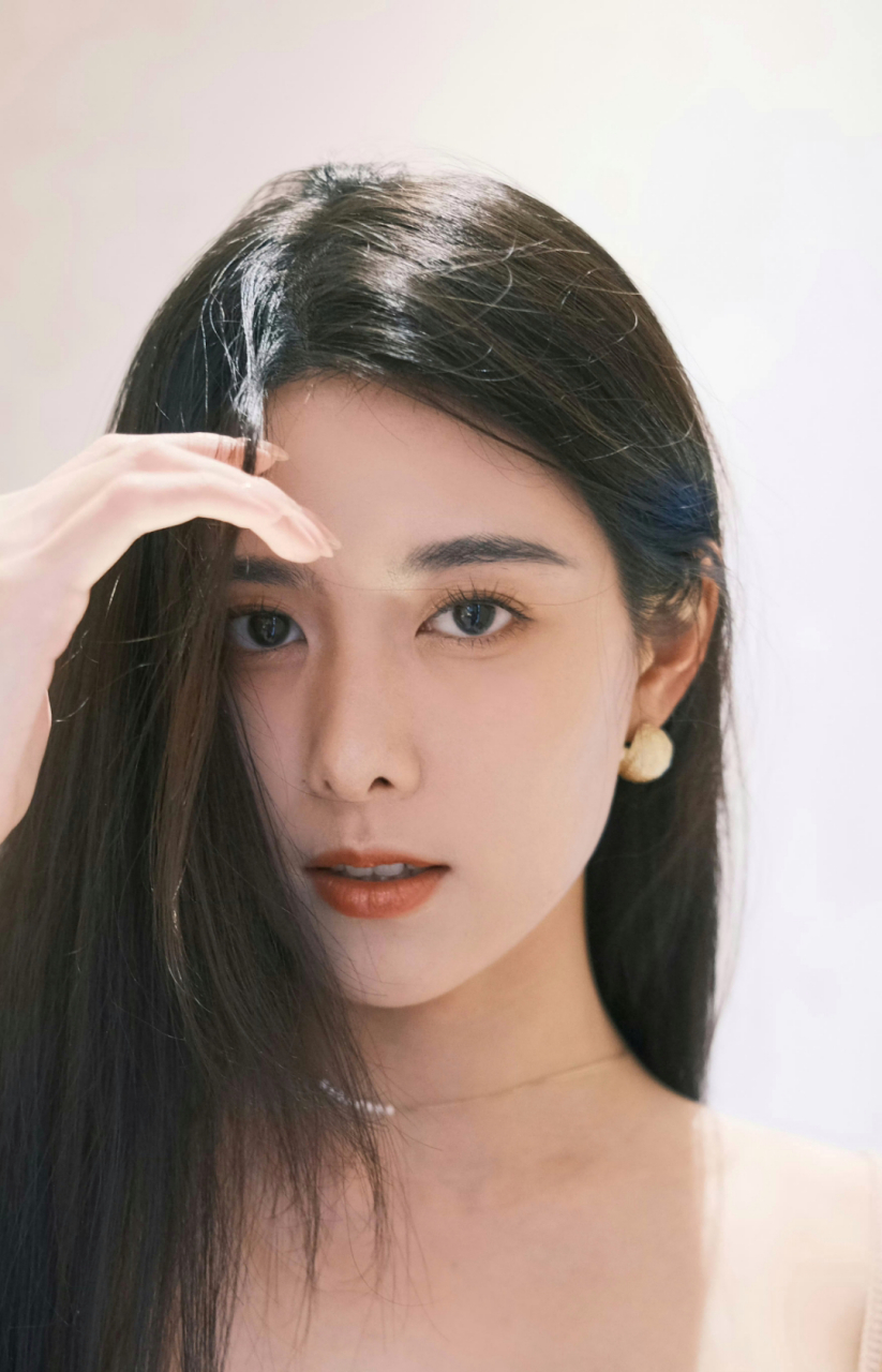 朱嘉倩,捕捉一瞬温柔,定格美好日常.