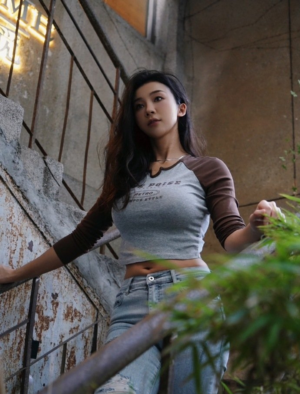 必看!nba主持张曼源,火辣身材太抢镜