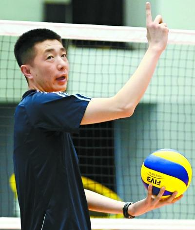 好消息!中国又一排球国手转型成为教练,或可看齐安家杰执教女排