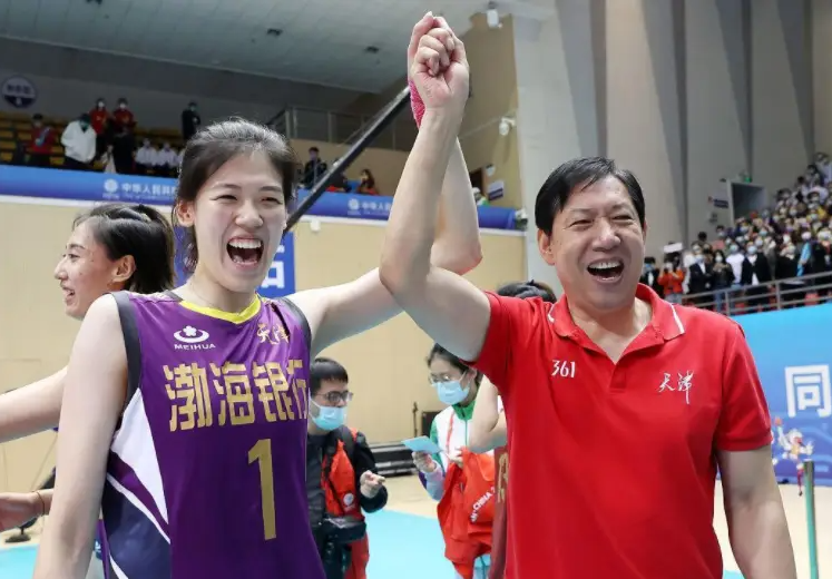 好消息!中国又一排球国手转型成为教练,或可看齐安家杰执教女排