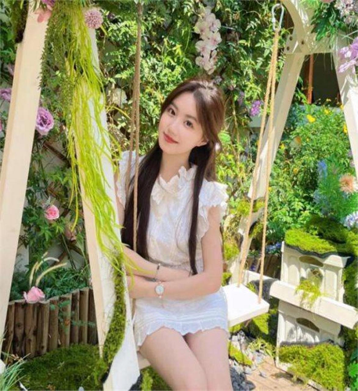 不愧为江苏科技大学的美女校花.