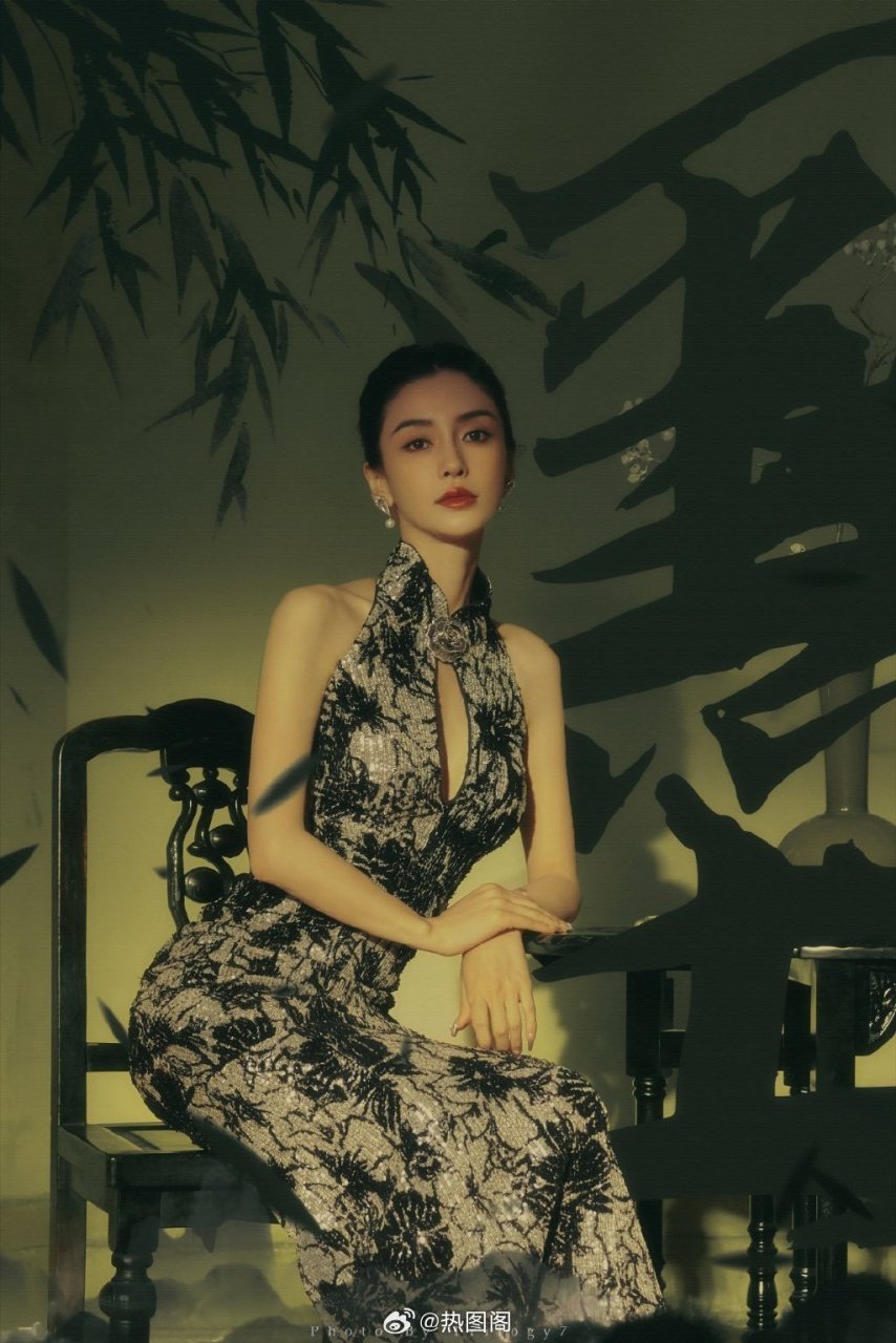 angelababy上海活动 旗袍妆造 对眼睛真好05#angelababy背部身材