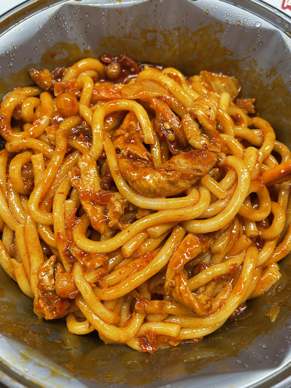 花小小新疆炒米粉