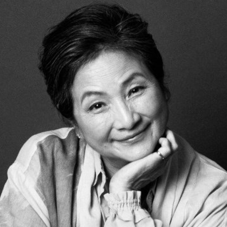 郑佩佩离世:花少大姐与华夫人的传奇落幕