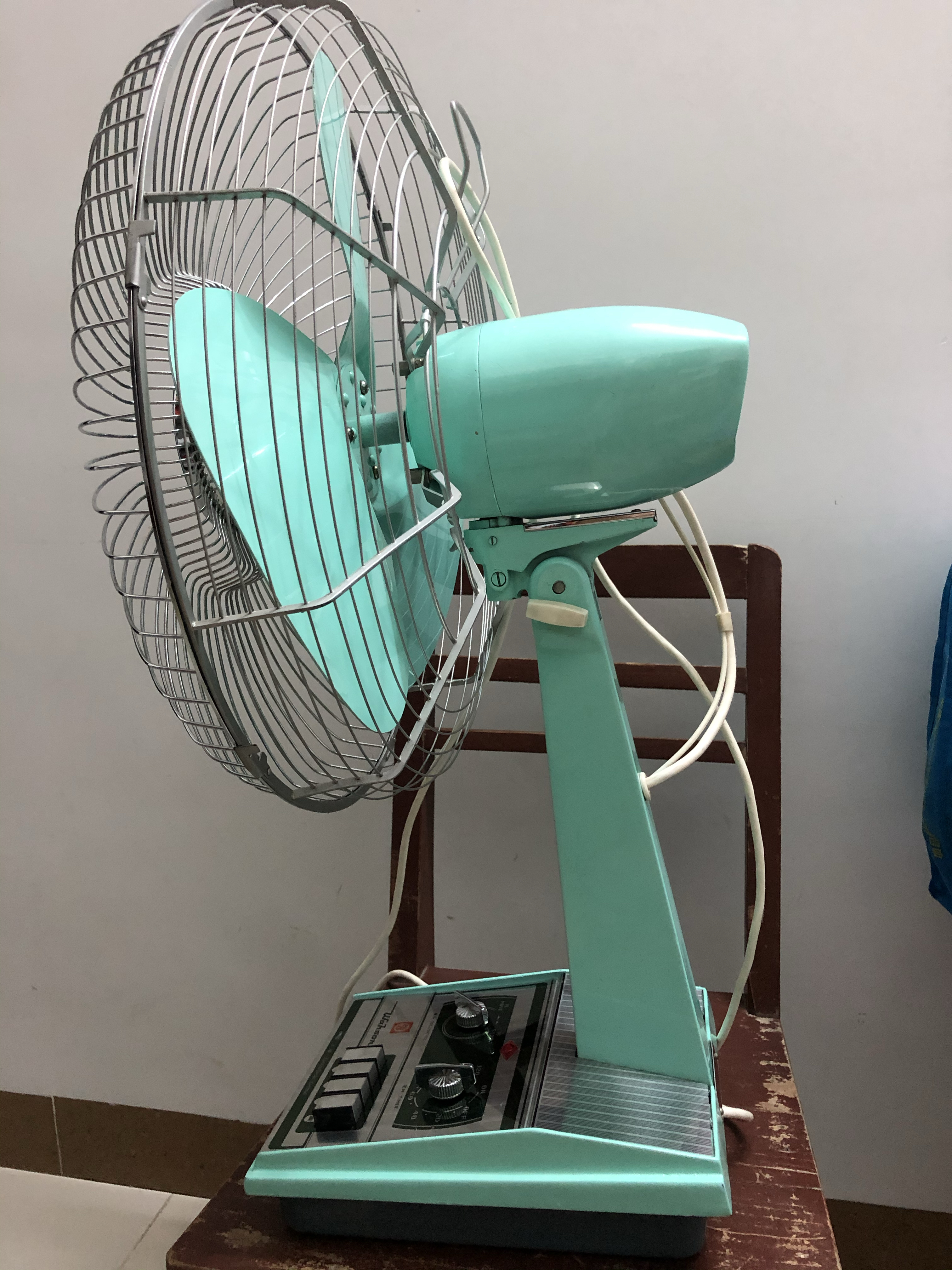 80年代16寸华生台扇