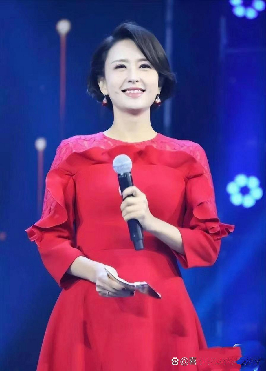 前央视主持人张蕾有了新身份!她现在是北京电影学院的播音老师啦
