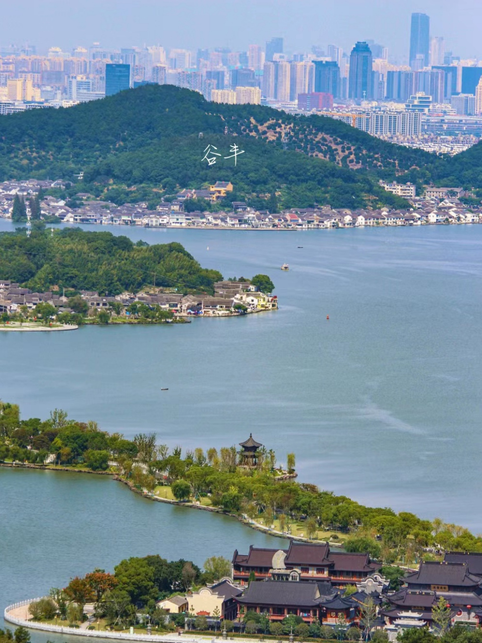 宁波根本不是旅游荒漠,这个比江苏无锡经济体量还要高4000亿的发达