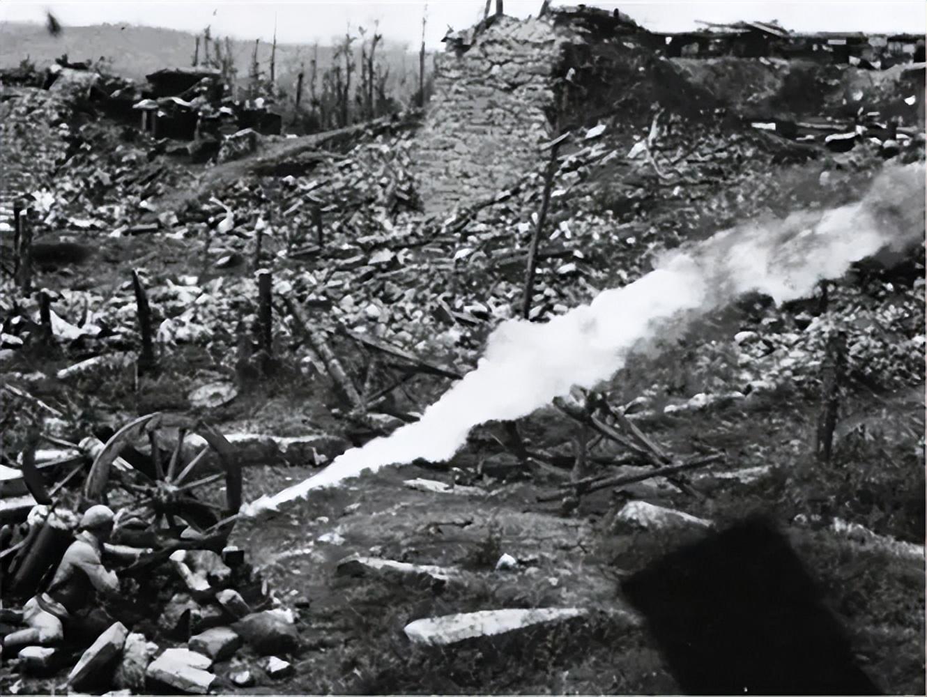 1945年3月31日老河口保卫战最激烈的一天,副师长带卫兵冲上战场