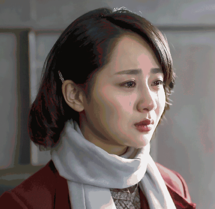 《欢乐颂》里杨紫饰演的邱莹莹,实际上是一个不讨喜的角色.