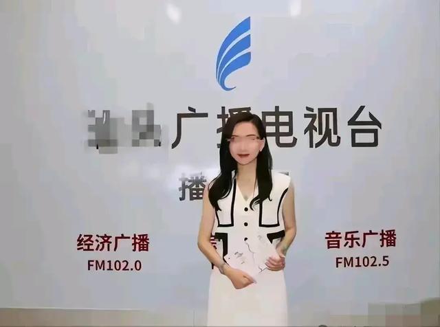 炸裂!妻子出轨"院长干哥哥"后续,画面曝出,两人身份太讽刺