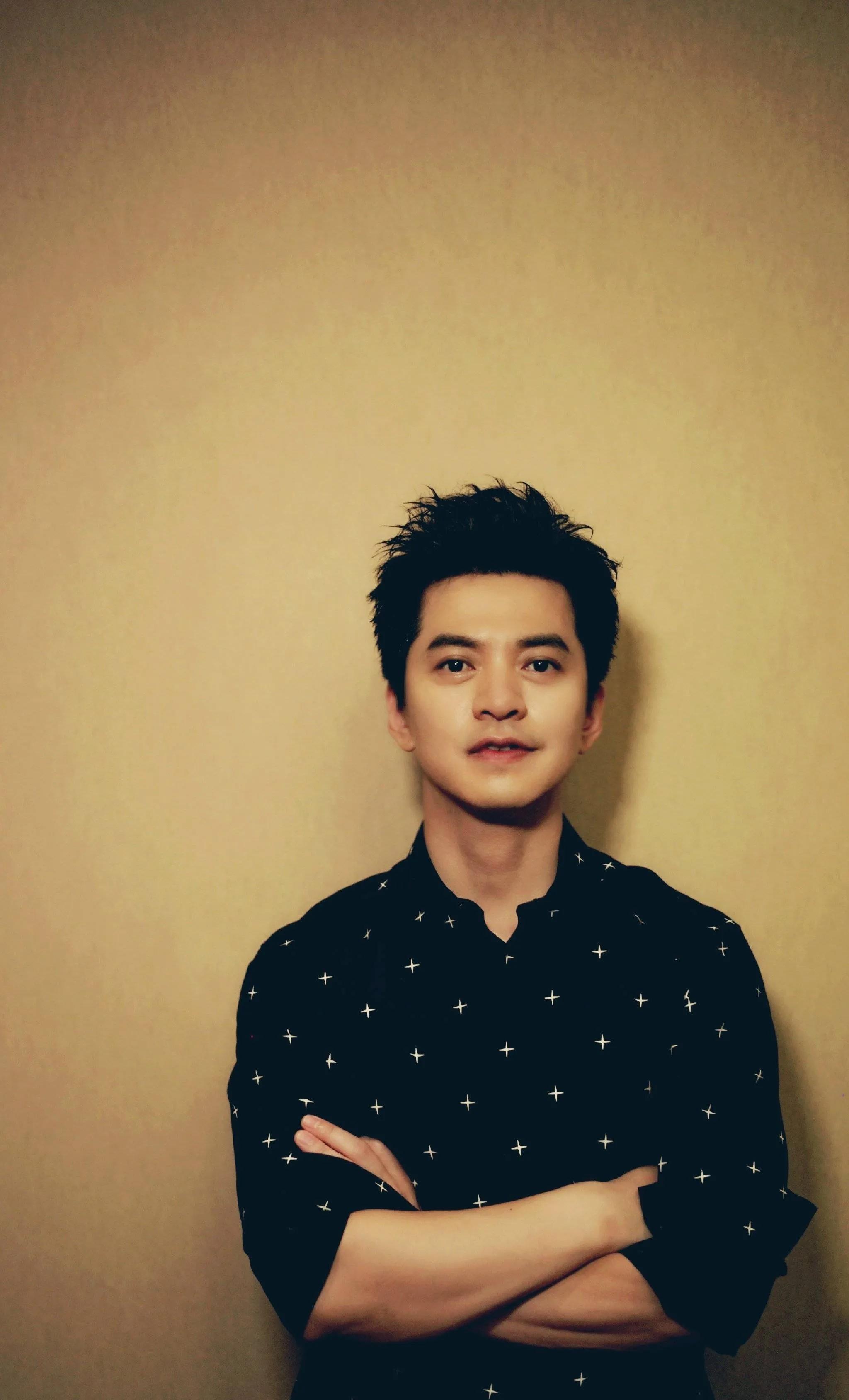 李健:在婚礼上捡到一个媳妇,结婚24年无房无孩