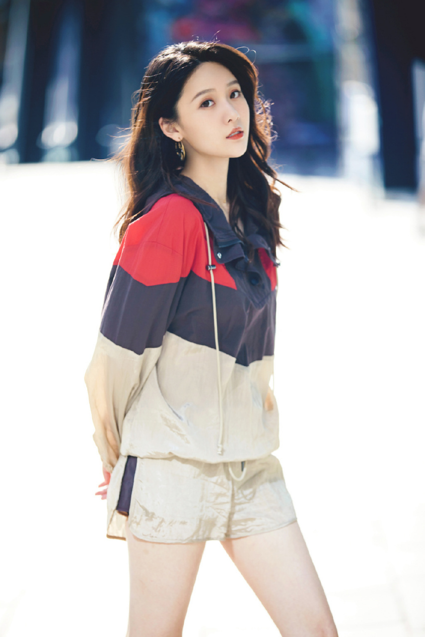 王子璇甜美少女风写真