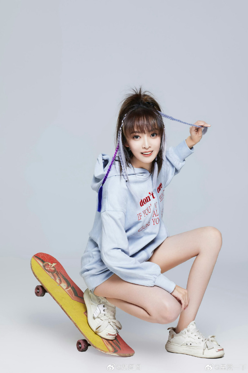 姬天语  台湾知名美女相声演员