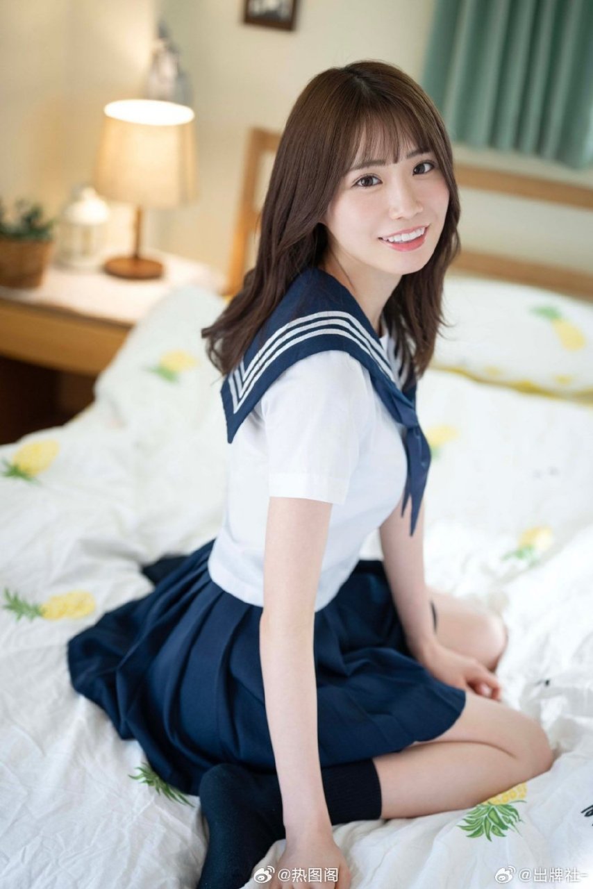 jk少女未步奈奈,是你喜欢的类型吗?