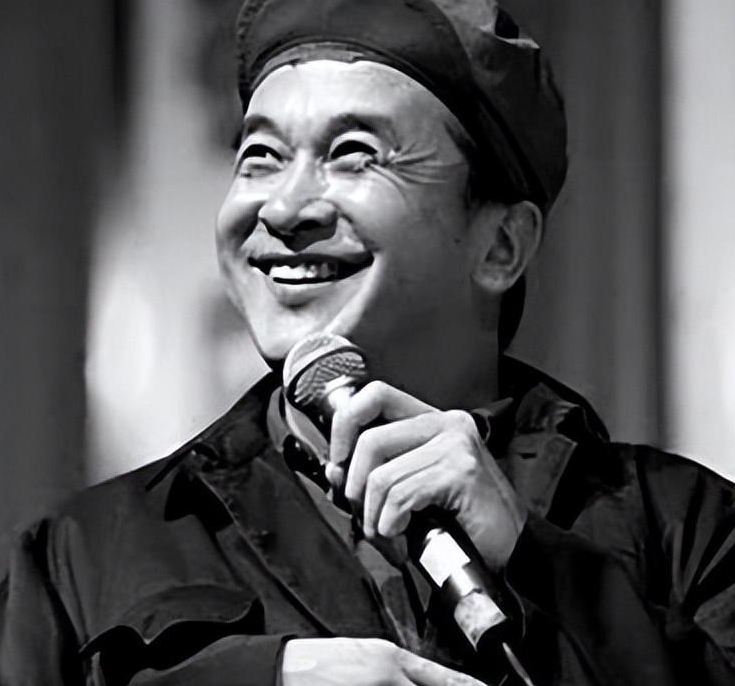 八一电影厂老厂长黄宏,曾传言上午离职下午被带走,现在怎么样?